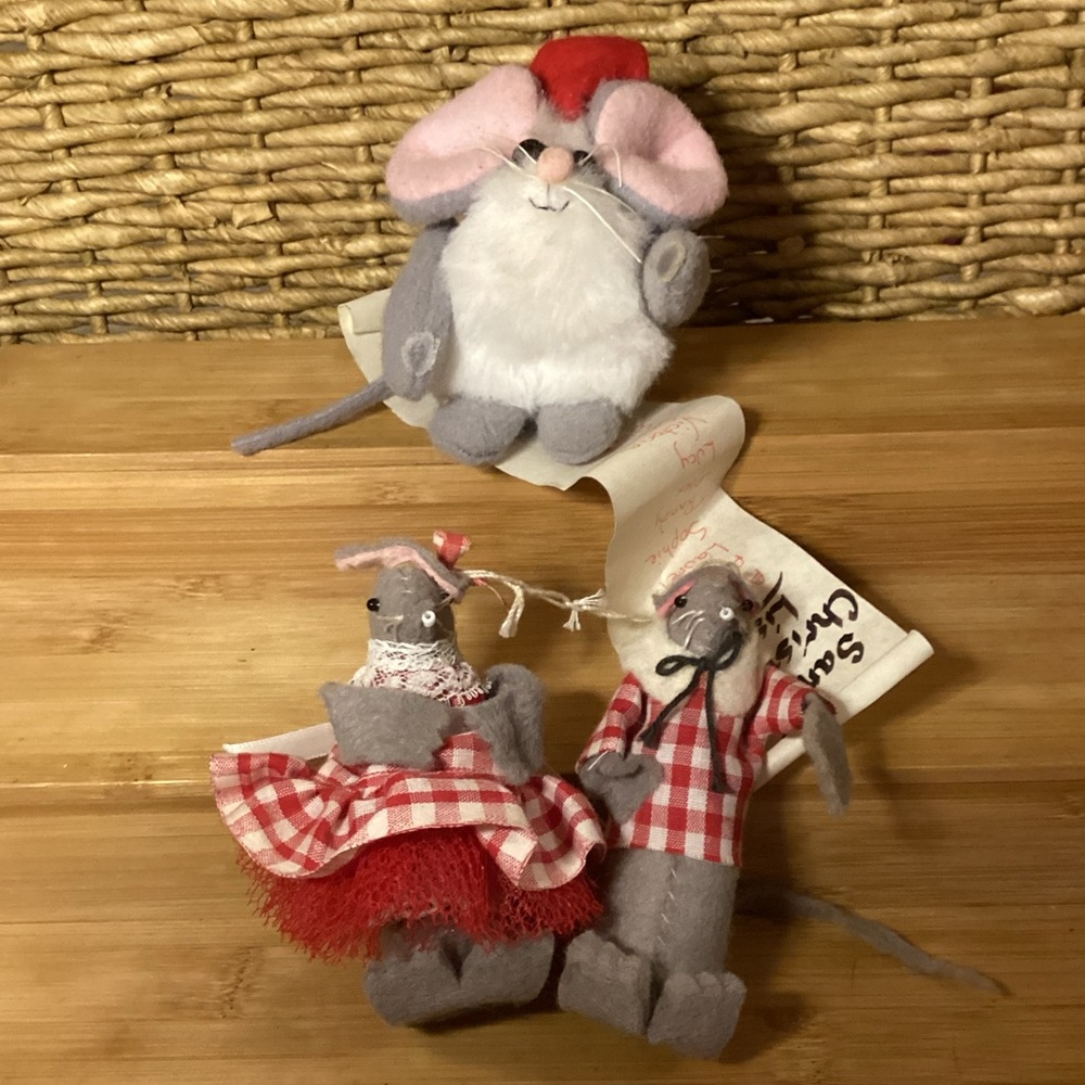 Charming Little Mouse Ornaments Plush Figurine Set